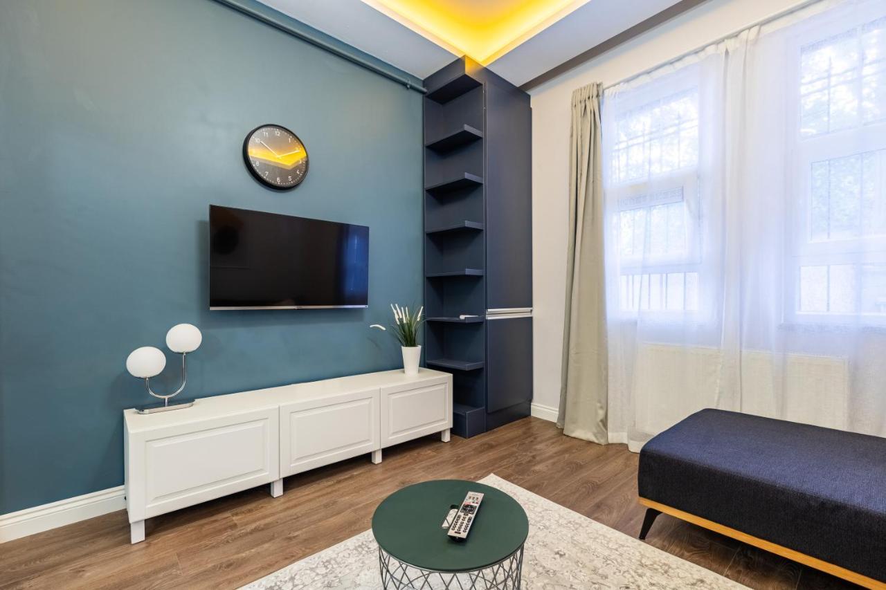 Red Suites Balat - Orange And Blue Istanbul Exterior photo